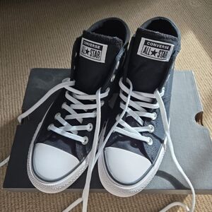 Converse All Star High-Tops 9 NIB